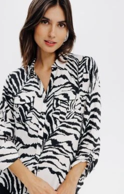 Chemise Imprimé Animal Avec Piping -Haute couture k 57230044 armand thiery femme BEIGE d1 44