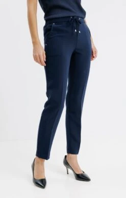 Pantalon Jogging En Chaine Et Trame 6 Pantalon Jogging En Chaine Et Trame -Haute couture k 57430046 armand thiery femme MARINE o 2