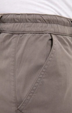 Bermuda Col Elast -Haute couture k bermuda col elast at company KAKI CLAIR d2 104