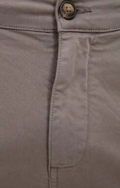 Bermuda Col Elast -Haute couture k bermuda col elast at company KAKI CLAIR d3 104