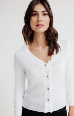 Cardigan Uni Avec Froufrous -Haute couture k cardigan affinites BLANC d1 48