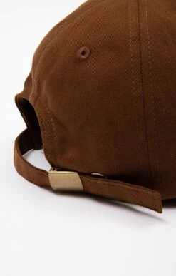 CASQUETTE AVEC BRODERIE -Haute couture k casquette avec broderie at company CAMEL d 91