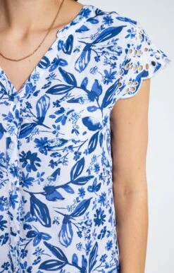 Chemisette Imprimée Avec Broderies -Haute couture k chemisette imprimee avec broderies armand thiery femme BLANC d2 48