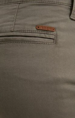 Pantalon Chino Marius -Haute couture k pantalon chino marius at company KAKI d 12