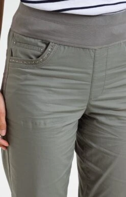 Pantalon Corsaire Avec Détail Strass 8 Pantalon Corsaire Avec Détail Strass -Haute couture k pantalon corsaire avec detail strass affinites KAKI CLAIR d1 104