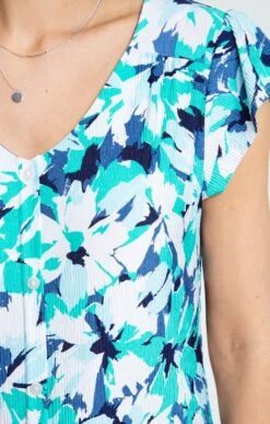 Tee-shirt Maille Plissée -Haute couture k tee shirt maille plissee armand thiery femme VERT LAGON d2 77