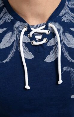 Tee-shirt Manches Courtes Feuille -Haute couture k tee shirt manches courtes feuille at company BLEU d 45