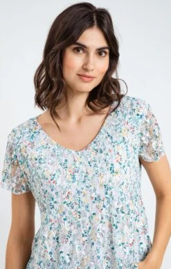 Tee-shirt Plissé Col V Manches Courtes -Haute couture k tee shirt plisse col v manches courtes armand thiery femme ECRU d1 68